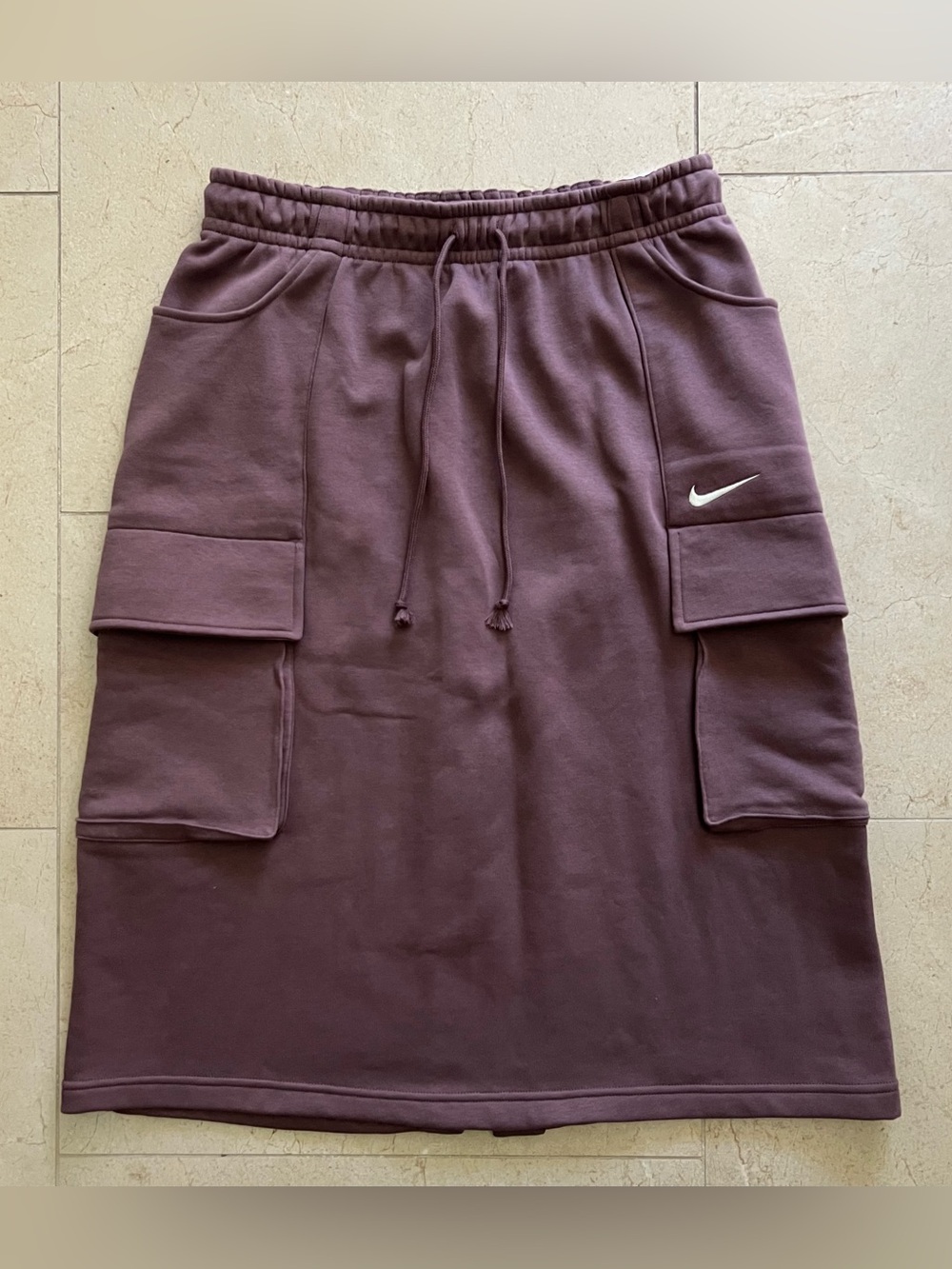 Nike Sportswear Phoenix Fleece / Women's Cargo Midi Skirt / Size M / IQ0082-502